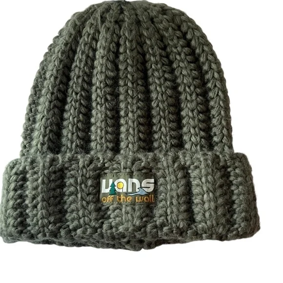 VANS Coastal NWOT Grape Leaf Women's Beanie Knit Hat One Size - Picture 2 of 6